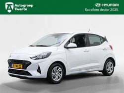 Wit Gebruikt 2023 Hyundai i10 Comfort Hatchback | € 16.090 (Eerlijke prijs)