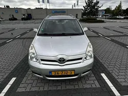 Beige Gebruikt 2005 Toyota Corolla Verso Sol MPV | € 3.250 (Eerlijke prijs)
