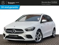 Wit Gebruikt 2021 Mercedes B250e AMG line MPV | € 36.850