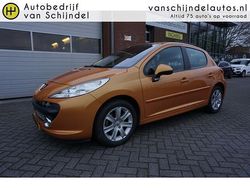 Oranje Gebruikt 2007 Peugeot 207 CC Cabriolet | € 4.745