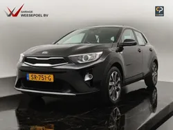 Zwart, metallic lak Gebruikt 2018 Kia Stonic SUV | € 13.450 (Eerlijke prijs)