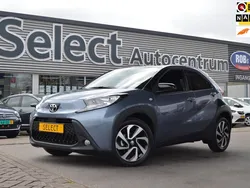 Blauw Gebruikt 2024 Toyota Aygo Pulse Hatchback | € 19.900 (Goede deal)