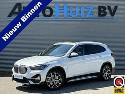 Wit, metallic lak Gebruikt 2021 BMW X1 xLine SUV | € 28.990 (Eerlijke prijs)