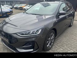 Grijs Gebruikt 2024 Ford Focus ST-Line Stationwagen | € 25.945 (Iets duurder)