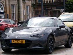 Grijs Gebruikt 2017 Mazda MX5 Cabriolet | € 22.750 (Iets duurder)