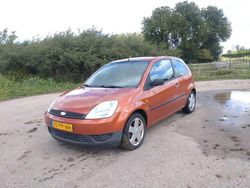 Bruin Gebruikt 2004 Ford Fiesta Hatchback | € 899 (Eerlijke prijs)