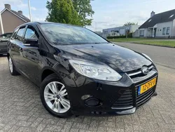 Zwart Gebruikt 2012 Ford Focus Stationwagen | € 3.895 (Eerlijke prijs)