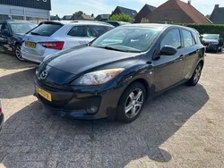 Zwart, metallic lak Gebruikt 2012 Mazda 3 Hatchback | € 3.950