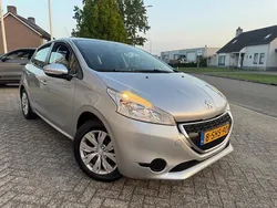 Grijs Gebruikt 2013 Peugeot 208 Active Hatchback | € 3.499 (Goede deal)