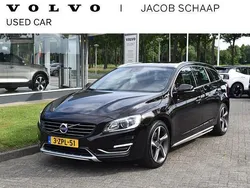 Zwart Gebruikt 2015 Volvo V60 Summum Stationwagen | € 13.900
