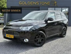Zwart Gebruikt 2014 Mitsubishi Outlander P-HEV Instyle SUV | € 8.949 (Super prijs)