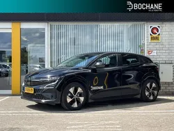 Noir etoile (gne) (donker zwart) Gebruikt 2024 Renault Mégane Evolution Hatchback | € 28.500 (Eerlijke prijs)
