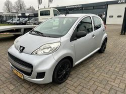 Grijs Gebruikt 2010 Peugeot 107 Hatchback | € 2.995 (Eerlijke prijs)