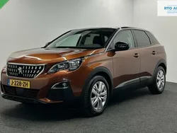 Bruin Gebruikt 2020 Peugeot 3008 Avantage SUV | € 15.000 (Goede deal)