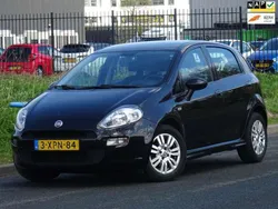 Zwart Gebruikt 2014 Fiat Punto Evo Street Hatchback | € 2.499 (Goede deal)