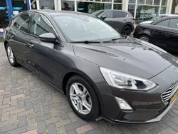 Grijs Gebruikt 2019 Ford Focus Business Edition Hatchback | € 14.950 (Eerlijke prijs)