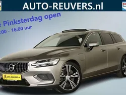 Beige, metallic lak Gebruikt 2020 Volvo V60 Inscription Stationwagen | € 34.900 (Eerlijke prijs)