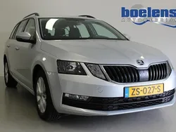 Grijs Gebruikt 2019 Skoda Octavia Business Line Stationwagen | € 14.987 (Eerlijke prijs)