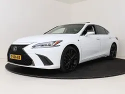 Wit Gebruikt 2023 Lexus ES300H Sport Design Packet Sedan | € 45.945 (Goede deal)