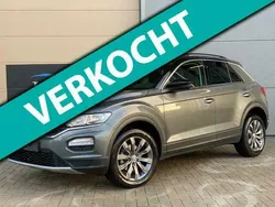 Grijs Gebruikt 2020 VW T-Roc Style SUV | € 24.750 (Eerlijke prijs)