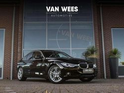 Zwart Gebruikt 2012 BMW 335 Executive Sedan | € 17.450 (Eerlijke prijs)