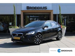 Zwart Gebruikt 2018 Volvo V40 CC Dynamic Stationwagen | € 19.900 (Iets duurder)