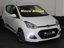 Wit Gebruikt 2016 Hyundai i10 Edition Hatchback | € 10.450 (Eerlijke prijs)