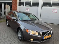Grijs Gebruikt 2010 Volvo V70 Momentum Stationwagen | € 12.499 (Eerlijke prijs)