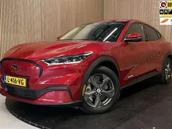 Rood Gebruikt 2021 Ford Mustang Mach-E SUV | € 29.850 (Eerlijke prijs)