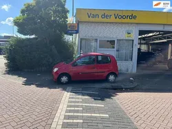 Rood Gebruikt 2006 Daihatsu Cuore Hatchback | € 695 (Eerlijke prijs)