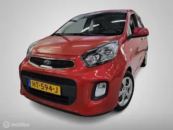 Rood Gebruikt 2016 Kia Picanto 4 Hatchback | € 7.950 (Eerlijke prijs)