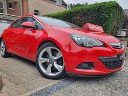 Rood Gebruikt 2012 Opel Astra Sport Coupé | € 7.990