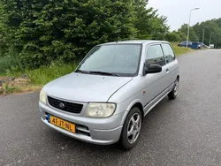 Grijs Gebruikt 2002 Daihatsu Cuore Hatchback | € 1.999 (Eerlijke prijs)