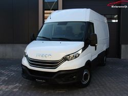 Wit Gebruikt 2022 Iveco Daily Van | € 21.750 (Eerlijke prijs)