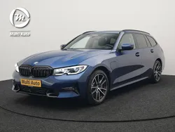 Blauw Gebruikt 2020 BMW 330e Sport Line Stationwagen | € 30.240 (Eerlijke prijs)