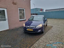 Blauw Gebruikt 2011 Opel Astra Selection Hatchback | € 5.600 (Goede deal)