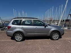 Grijs Gebruikt 2011 Subaru Forester Comfort SUV | € 11.250 (Eerlijke prijs)