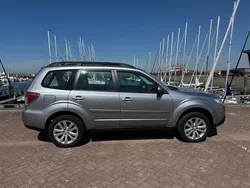 Grijs Gebruikt 2011 Subaru Forester Comfort SUV | € 11.250 (Eerlijke prijs)