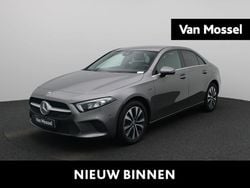 Grijs Gebruikt 2020 Mercedes A250 Business Sedan | € 25.900 (Super prijs)