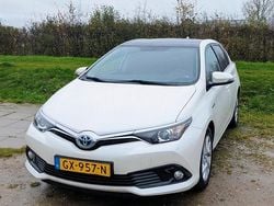 Gebruikt 2015 Toyota Auris | € 10.900 (Eerlijke prijs)