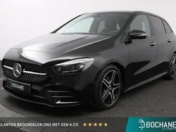 Zwart, metallic lak Gebruikt 2021 Mercedes B180 AMG line MPV | € 29.900 (Eerlijke prijs)