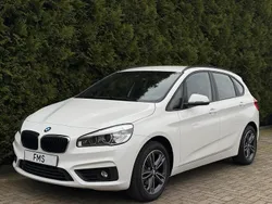 Wit Gebruikt 2018 BMW 218 Executive Stationwagen | € 16.890 (Super prijs)