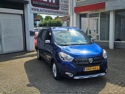 Blauw Gebruikt 2022 Dacia Lodgy Stepway MPV | € 16.950 (Goede deal)
