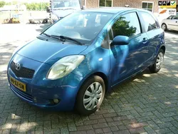 Blauw Gebruikt 2007 Toyota Yaris Sol Hatchback | € 1.750 (Goede deal)