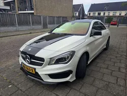 Wit Gebruikt 2014 Mercedes CLA250 Sedan | € 25.000 (Eerlijke prijs)