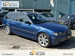 Blauw, metallic lak Gebruikt 2002 BMW 325 Basis Stationwagen | € 7.650