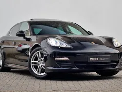 Zwart Gebruikt 2012 Porsche Panamera Sedan | € 42.950 (Eerlijke prijs)