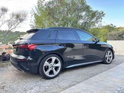 Zwart Gebruikt 2021 Audi A3 Edition .1 Hatchback | € 25.750 (Goede deal)