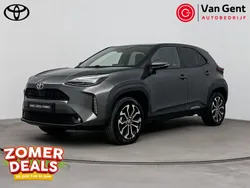 Grijs Gebruikt 2022 Toyota Yaris Cross Edition SUV | € 27.499 (Eerlijke prijs)