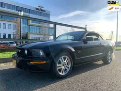 Zwart Gebruikt 2005 Ford Mustang GT Cabriolet | € 15.950